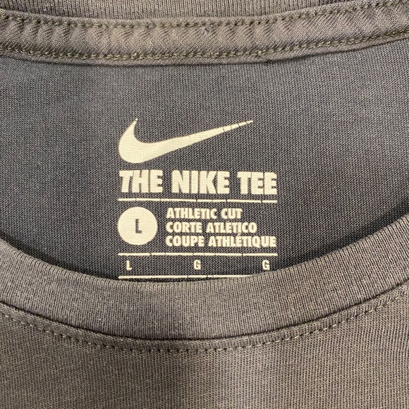 3 Nike T Shirts - Picture 5 of 6